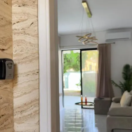 Apartment Val & Rin Luxury