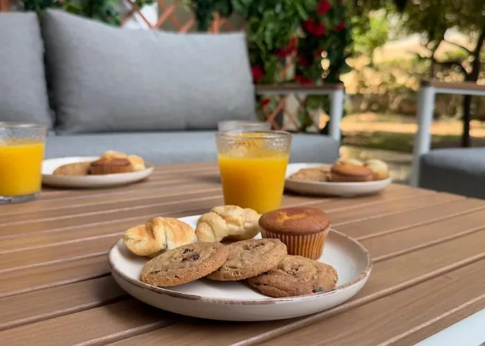 Val & Rin Luxury * Rhodes City